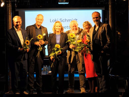 Zwei Naturschutzstiftungen disktutierten mit Steffi Lemke und Jens Kerstan über den Natur- und Klimaschutz und Lothar Frenz sprach über seine Zusammenarbeit mit Loki Schmidt. Christiane Grefe moderierte. Foto: Loki Schmidt Stiftung 