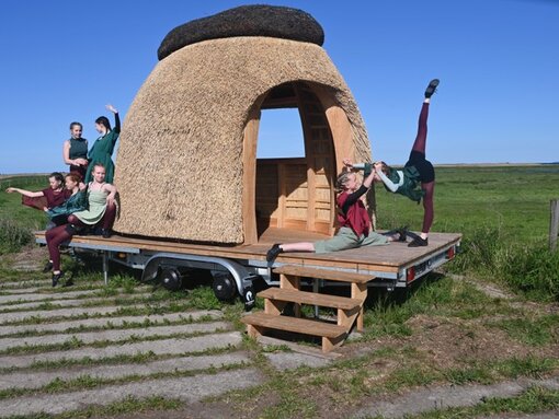 Tanz und Natur vereint. Foto: F. Seifert