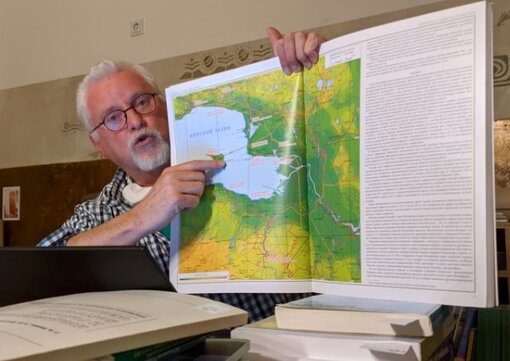 Prof. Hans Joosten bei Literaturabend (Foto: Tobias Dahms)