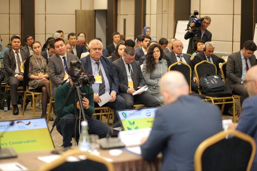 Etwa 100 Teilnehmende aus allen fünf zentralasiatischen Staaten besuchten die Veranstaltung. © IUCN