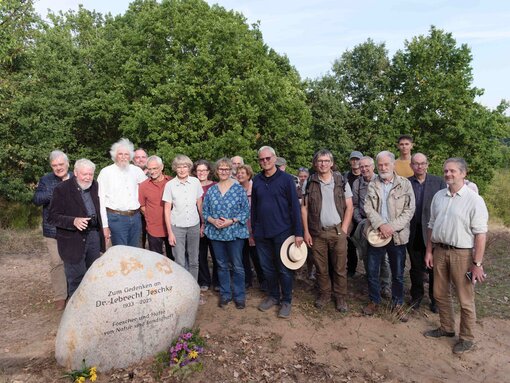Im Kreis von Familie, Freunden und langjährigen Weggefährten wurde das Lebenswerk von Jeschke gewürdigt. Foto: Eckart Pscheidl-Jeschke