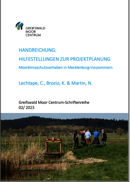Titelbild der Handreichung "Hilfestellungen zur Projektplanung. Moorklimaschutzvorhaben in Mecklenburg-Vorpommern."